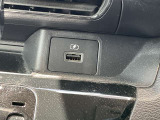 USB充電ポートも搭載しております。