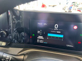 リチウムイオンバッテリーはフルセグ12セグ。 点検整備時に、メーカー新車保証〔新車登録日より、3年or6万キロの一般保証と5年or10万キロの特別保証〕を継承いたします。