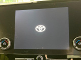 【9.8インチ ディスプレイオーディオ】大画面のディスプレイはAppleCarPlayやAndroidAutoが利用可能。大きな画面でスマホナビアプリ等が利用いただけます♪