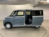 両側パワースライドドア付きだから、狭い駐車スペースなどでの 乗り降りラクラク!小さなお子さまのいるご家庭には嬉しい装備。