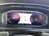 デジタルメータークラスター''Digital Cockpit''により視点移動が少なく疲労を軽減できます。