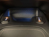 残価設定型クレジットをご用意しております。車両価格の一部をあらかじめ残価として据え置き、残りの金額を分割払いとするプランです。 詳しくはスタッフにお問合せください。