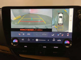 バックギアに入れて頂きますと、この様に後方が映し出されます!最終の確認はご自分の目と耳で必ず行ってください!安全第一で♪