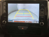 【バックカメラ】あると便利なバックカメラ装備!駐車時に後方がリアルタイム映像で確認できます。立体駐車場や夜間の車庫入れ時に大活躍!運転スキルに関わらず、今や必須となった装備ですね♪