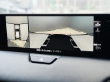 360&deg;ビューモニターを搭載しています。パーキングセンサーと合せてお使いいただくことで、安全、安心にお車の取り回しを行っていただけます。