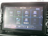 SDナビです。Bluetoothで好きな音楽を聴く事ができるので、ドライブがひときわ楽しくなっちゃいますね♪NISSAN CONNECTも利用出来ます。