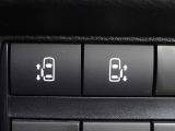【両側電動スライドドアスイッチ】スマートキーや運転席のスイッチでスライドドアの開閉が可能♪電動なので力を入れてドアを開ける必要が無く小さいお子様でも、重い荷物を持っている時でもラクに開け閉めできます
