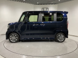 「自動車保険」と「あんしん特典」がひとつになったHondaのお店ならではの保険プランです。お客様のカーライフにより一層の安心をプラスします。