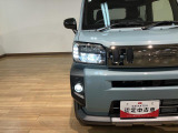 LEDヘッドライト&LEDフォグランプを装備!白く明るい光で暗い道でもしっかり照らして、安全に運転出来ます♪