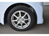 純正14インチアルミホイル/タイヤサイズは155/65R14です