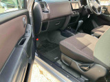 納車前にはプロのメカニックが点検、整備を行いますので安心してお乗り頂けます!!