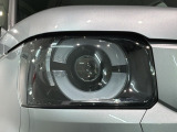 LEDヘッドライトは、点灯の瞬間から最大光量を発揮し、突然暗くなるトンネルなどでの安定感を高めます。