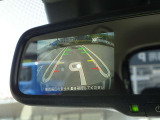 【バックモニター】車をバックさせる際に後方の様子をカーナビのモニターで確認。バック駐車を安全にスムーズに行うことができます!