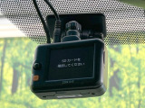 【ドライブレコーダー】ドライブレコーダー装備!走行中はもちろん、あおり運転や事故に遭遇した際、映像で記録し、万一のリスクに備えます。※記録用SDカードはお客様ご自身でご準備いただく必要があります。