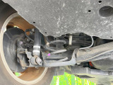 お車を安心してお乗りいただく為には、足回りの定期点検が欠かせません。サービスサポート(有償保証)では無料点検もご提供しており、安心のカーライフをお過ごしいただけるサポート体制が整っています。