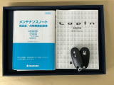 メンテナンスノート【点検整備記録簿・保証書】、取説も揃ってます。スマートキーはバッグなどにしまったままボタン操作でエンジンの始動・停止ができて大変便利です