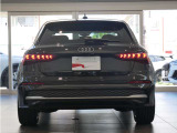 後続車両から長く見られるリヤスタイルも、Audiらしく上品で洗練されたデザインで見る人を惹きつけます。