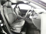 【内装クリーニング】室内は、トヨタの自動車クリーニング&ldquo;まるまるクリン&rdquo;を施工済です!シートはもちろん床面も、すっきりキレイ♪自信の仕上がりを、ぜひご覧下さい!!