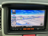 日産純正9インチメモリーナビ(MM115D-A)装備。