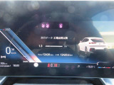◆インスツルメント・パネルのエレガントなデザインは、BMW特有の水平ラインで構成され、室内空間に端正な印象をもたらします。人間工学に基づいてレイアウトされた重要な操作系統は、直観的な操作が可能です◆