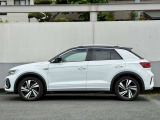 アフターサービスは全国のVolkswagen正規ディーラーで対応。遠方のお客様も安心してご購入いただけるよう、丁寧にサポートいたします。