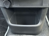 中央の小物入れです!