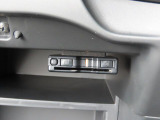 ETCも装備していますよ!ETC車載機を利用すると高速料金が割引に!!サイフにも優しい装備ですね♪