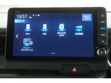 フルオートエアコン搭載。好みの温度に設定するだけで、風向や風量を自動でコントロール!いつでも快適な車内環境に。さらに、体を直接温めるシートヒーター付きで寒い季節も暖かく過ごせます。
