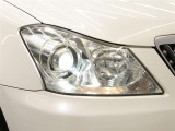 LEDヘッドライトです。デザイン性がよくとても明るいので、夜間の走行や悪天候でも安心です。しかも長寿命!