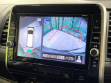 【アラウンドビューモニター】専用のカメラにより、上から見下ろしたような視点で360度クルマの周囲を確認することができます☆死角部分も確認しやすく、狭い場所での切り返しや駐車もスムーズに行えます。