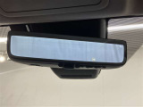 ミラーではなくカメラ映像で広報確認ができるデジタルインナーミラーを搭載!荷物があって後方確認ができないときや雨天時などにとても便利です☆