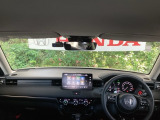 フロントガラスが大きく、ワイドな視界で運転もしやすくなるように、設計されています。