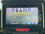 バックカメラ付きで後方の確認も安心です!スムーズな駐車・車庫入れをサポートいたします!