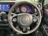 【ステアリングスイッチ】運転中、前方から目線をそらすことなく、オーディオ等の操作が可能な便利機能!安心&快適なドライブを演出してくれます♪