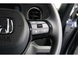 Hondaセンシングの機能のひとつ、アダプティブクルーズコントロール付!アクセルから足を離しても設定したスピードと前車との車間を保ち走行してくれます!車線維持もアシスト☆高速道路で疲労軽減ですね☆