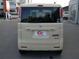 清潔感と高級感を兼ね備えたアイボリーの車体色です。掲載情報以外にも気になる点がございましたら、お気軽にお問い合わせください!