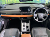 アウトランダー PHEV 2.4 P 4WD 