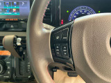 手元でナビの音量調整等が出来るのでナビの操作によるわき見運転を防止することが出来ます。