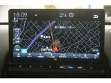 純正11.4インチHondaCONNECTナビ(LXM-247VFLi)&バックカメラが装備されているので、普段の使い勝手もロングドライブも快適です。