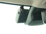 ◆ドライブレコーダー◆映像・音声などを記録する自動車用の装置です。 もしもの事故の際の記録はもちろん、旅行の際の思い出としてドライブの映像を楽しむことができます。