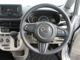 インパネはシンプルなデザイン。運転もしやすそう♪