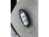キーフリーなので、カギの持ち運びも楽々♪♪大きい荷物も持っていても開け閉め楽々です!!