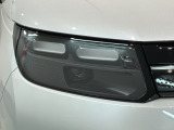 LEDヘッドライトは、点灯の瞬間から最大光量を発揮し、突然暗くなるトンネルなどでの安定感を高めます。
