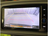 バックガイドモニターで、後方を確認しながら安心して駐車することができます。運転初心者も熟練者も必須の機能ですよ!