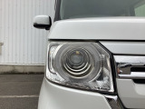 LEDヘッドライトで夜道も安心!