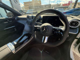 コンパクトクラスから人気のSUVまで、多彩な認定中古車をラインアップ。充実した保証*1や電気自動車向け充電サポートもご用意しております。