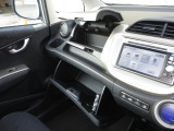豊富な収納で、いつもすっきりとした車内、ほしい場所にちょうど良い収納を備えました。