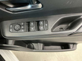 運転席のパワーウインドウ等操作部