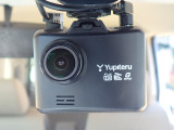 ◆【ドライブレコーダー】映像・音声などを記録する自動車用の装置です。もしもの事故の際の記録はもちろん、旅行の際の思い出としてドライブの映像を楽しむことができます。
