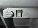 アクセサリーソケット、HDMI・USB接続端子